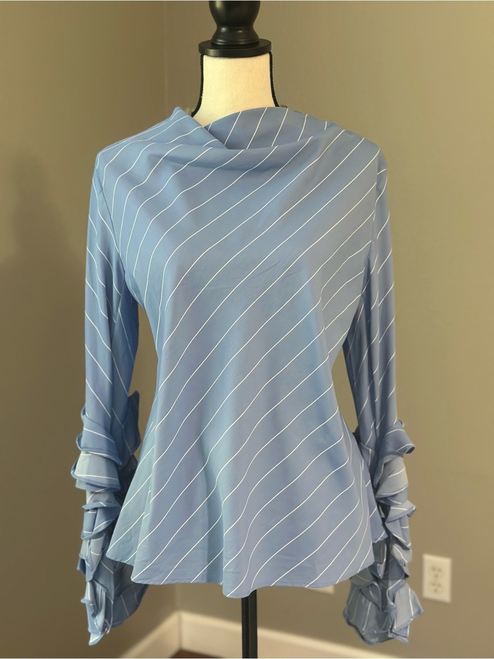 NWT H&M Light Blue Striped Ruffle-Sleeve Blouse Euro Summer Made in Turkey
